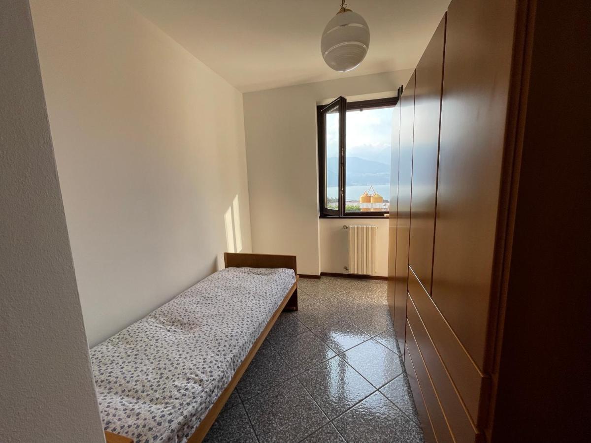 La Casa Sul Sasso In town serviced accommodations Dervio Esterno foto